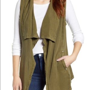 NWT Size L draped green vest